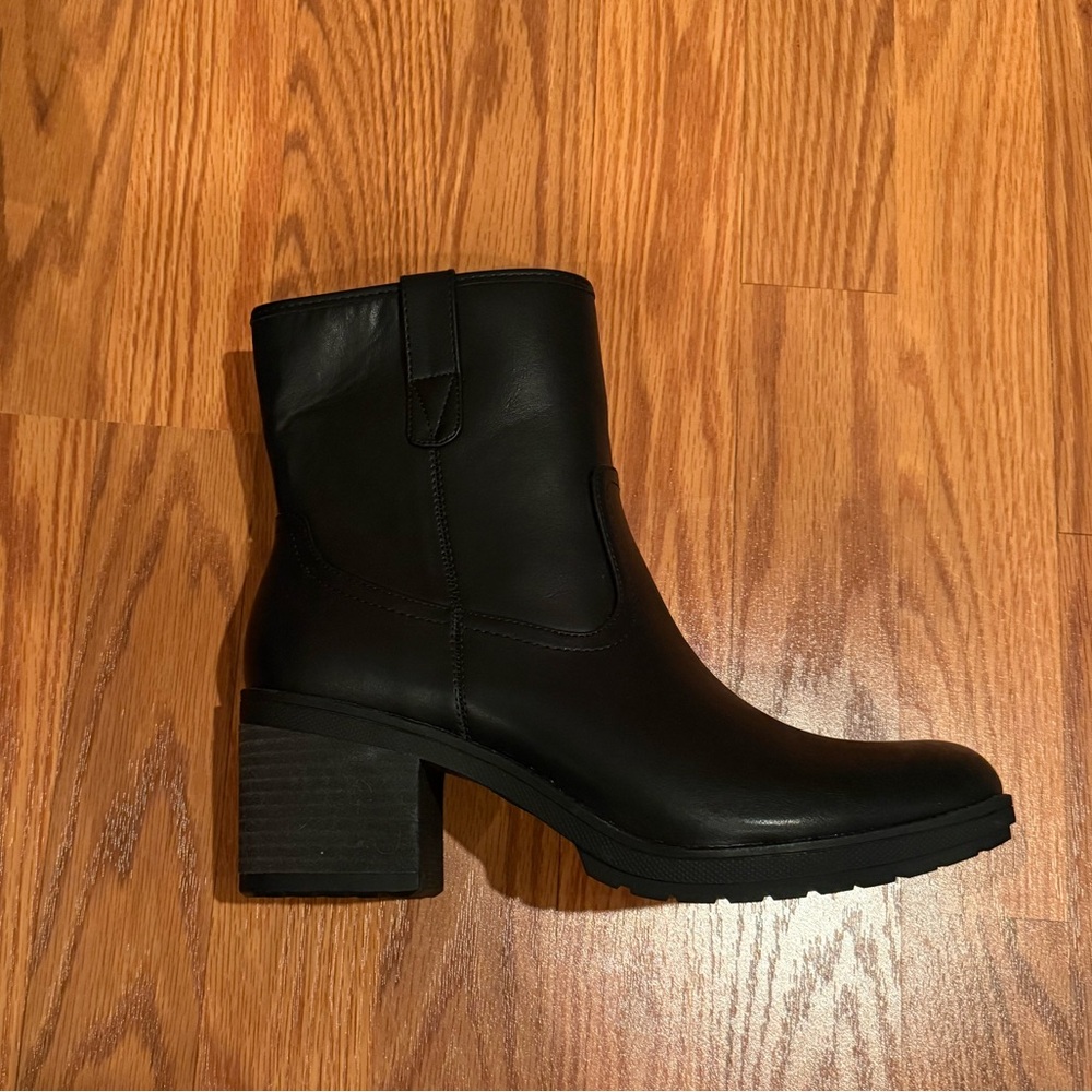 Dr Scholl’sWomen's Pearl Block Heel Bootie